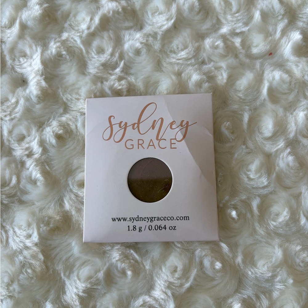 💰5/$25💰New Sydney Grace Tippy Taupe Matte Eyeshadow